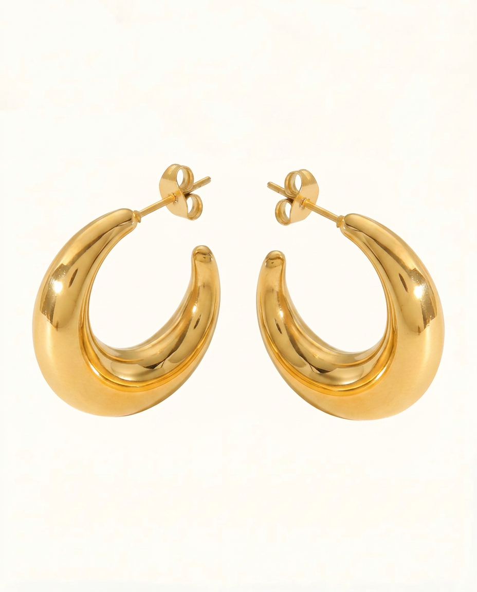Bianca Round Stud Earrings - Gold
