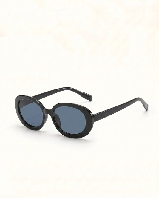 Solene Oval Sunglasses - Black